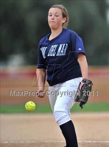 Thumbnail 1 in Corona del Mar vs. Calabasas (Whittier Tournament) photogallery.