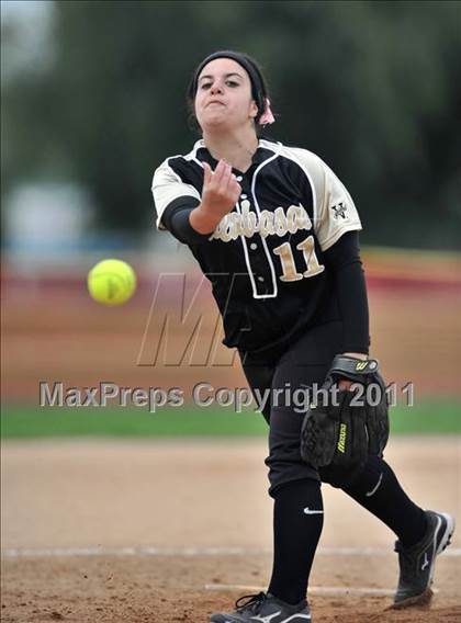 Thumbnail 3 in Corona del Mar vs. Calabasas (Whittier Tournament) photogallery.