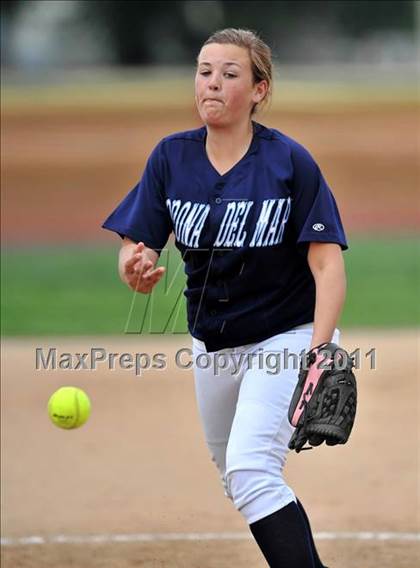 Thumbnail 2 in Corona del Mar vs. Calabasas (Whittier Tournament) photogallery.