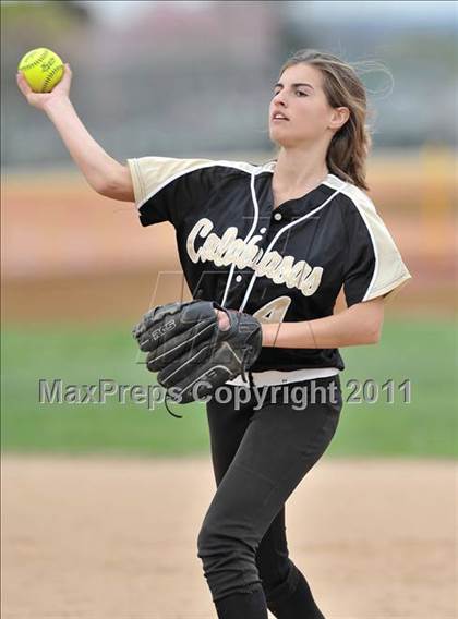 Thumbnail 2 in Corona del Mar vs. Calabasas (Whittier Tournament) photogallery.