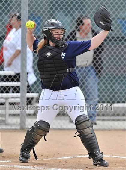 Thumbnail 1 in Corona del Mar vs. Calabasas (Whittier Tournament) photogallery.
