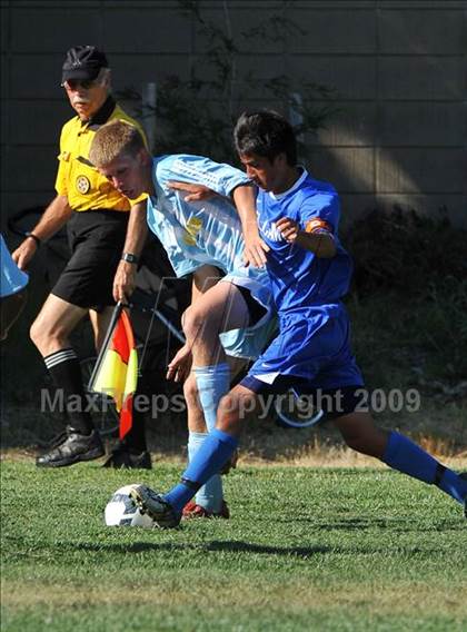 Thumbnail 1 in Del Campo @ Center photogallery.