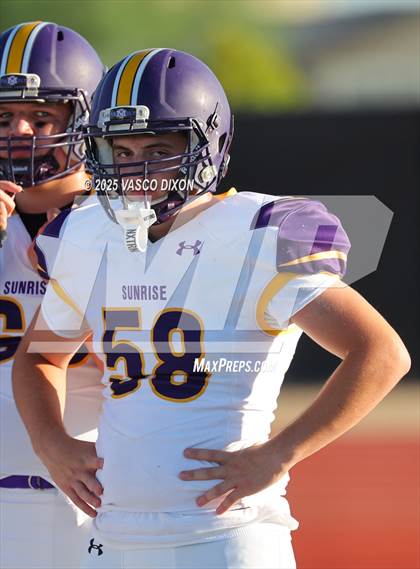 Thumbnail 1 in FR: Sunrise Mountain @ Canyon View photogallery.