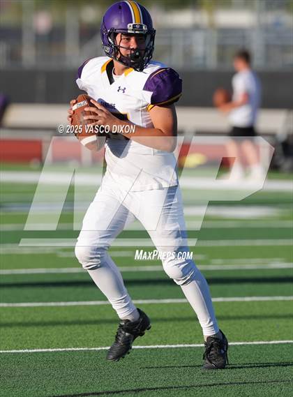 Thumbnail 3 in FR: Sunrise Mountain @ Canyon View photogallery.