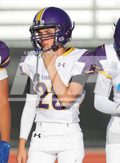 Thumbnail 3 in FR: Sunrise Mountain @ Canyon View photogallery.