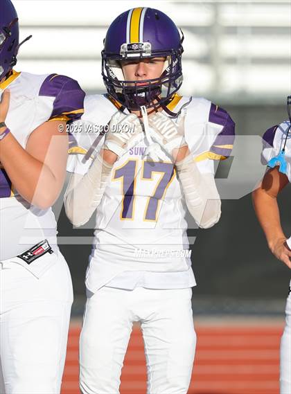 Thumbnail 3 in FR: Sunrise Mountain @ Canyon View photogallery.