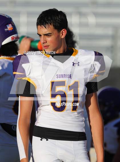 Thumbnail 2 in FR: Sunrise Mountain @ Canyon View photogallery.