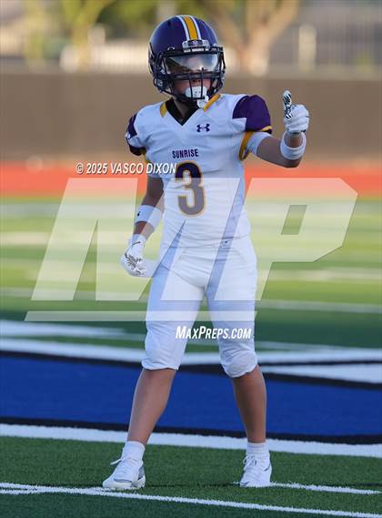 Thumbnail 3 in FR: Sunrise Mountain @ Canyon View photogallery.