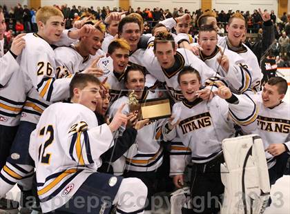 Thumbnail 2 in Webster Thomas v. Churchville Chili (Section 5 Class B Final) photogallery.