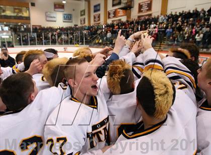 Thumbnail 1 in Webster Thomas v. Churchville Chili (Section 5 Class B Final) photogallery.