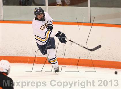 Thumbnail 2 in Webster Thomas v. Churchville Chili (Section 5 Class B Final) photogallery.