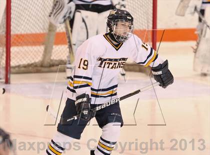 Thumbnail 2 in Webster Thomas v. Churchville Chili (Section 5 Class B Final) photogallery.