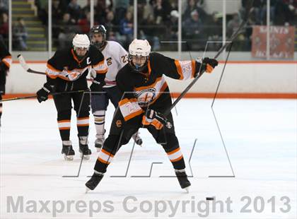 Thumbnail 2 in Webster Thomas v. Churchville Chili (Section 5 Class B Final) photogallery.