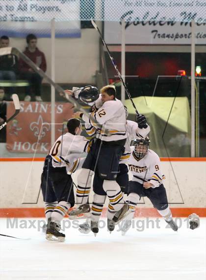 Thumbnail 2 in Webster Thomas v. Churchville Chili (Section 5 Class B Final) photogallery.