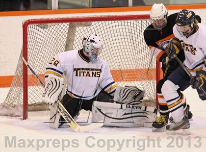 Thumbnail 2 in Webster Thomas v. Churchville Chili (Section 5 Class B Final) photogallery.