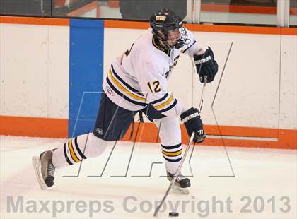 Thumbnail 2 in Webster Thomas v. Churchville Chili (Section 5 Class B Final) photogallery.