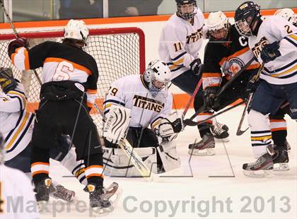 Thumbnail 1 in Webster Thomas v. Churchville Chili (Section 5 Class B Final) photogallery.