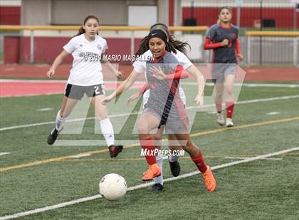 Thumbnail 3 in Juarez-Lincoln vs Harlingen (UIL 6A Area Playoff) photogallery.