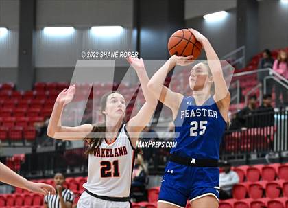 Thumbnail 2 in Wakeland vs. Peaster photogallery.