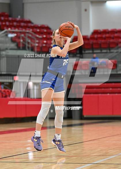 Thumbnail 3 in Wakeland vs. Peaster photogallery.
