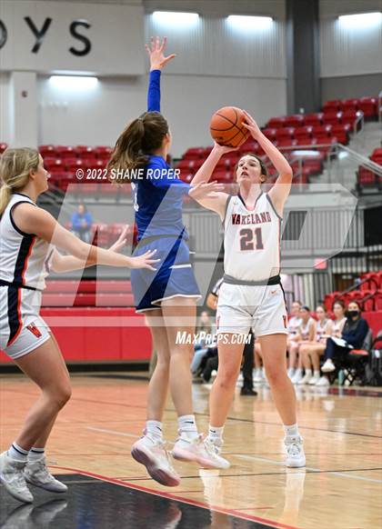 Thumbnail 2 in Wakeland vs. Peaster photogallery.