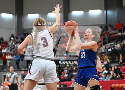 Thumbnail 3 in Wakeland vs. Peaster photogallery.