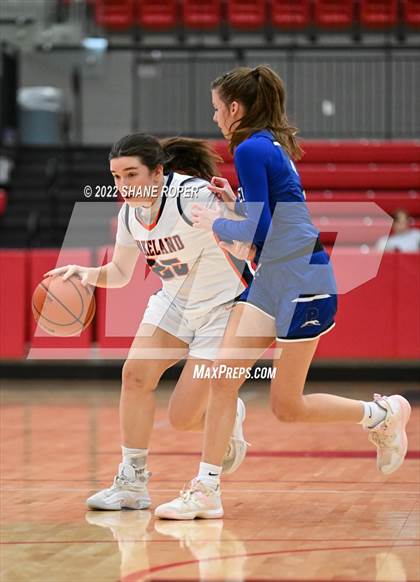 Thumbnail 2 in Wakeland vs. Peaster photogallery.
