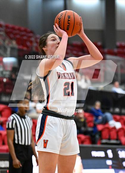 Thumbnail 2 in Wakeland vs. Peaster photogallery.