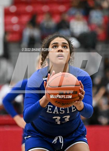 Thumbnail 3 in Wakeland vs. Peaster photogallery.