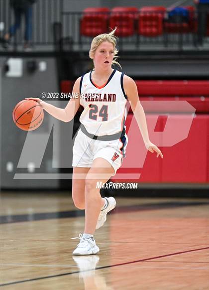 Thumbnail 2 in Wakeland vs. Peaster photogallery.