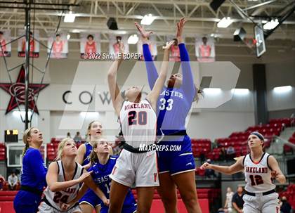 Thumbnail 2 in Wakeland vs. Peaster photogallery.