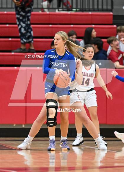 Thumbnail 2 in Wakeland vs. Peaster photogallery.