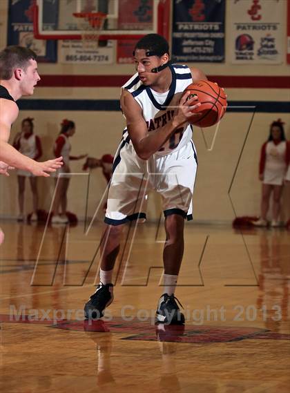 Thumbnail 3 in Daniel Boone vs. Jefferson County (R1AAA Region Quarterfinals) photogallery.