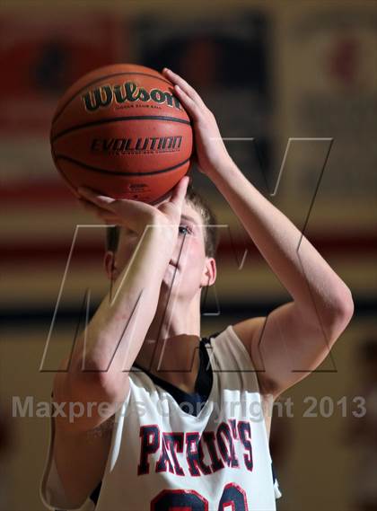 Thumbnail 2 in Daniel Boone vs. Jefferson County (R1AAA Region Quarterfinals) photogallery.
