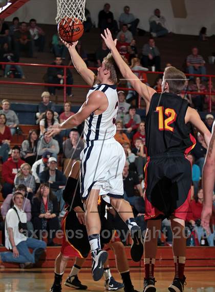 Thumbnail 2 in Daniel Boone vs. Jefferson County (R1AAA Region Quarterfinals) photogallery.