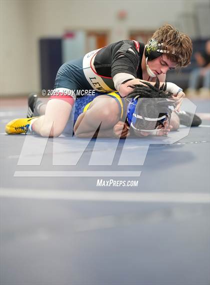 Thumbnail 3 in Lewisburg vs Olive Branch photogallery.