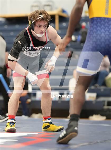 Thumbnail 3 in Lewisburg vs Olive Branch photogallery.