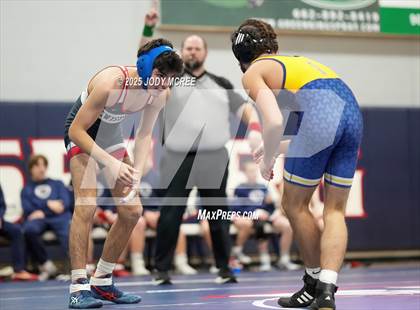 Thumbnail 2 in Lewisburg vs Olive Branch photogallery.