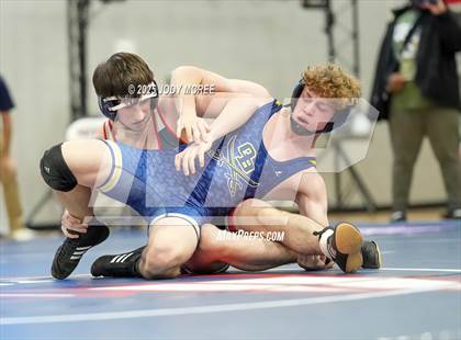 Thumbnail 2 in Lewisburg vs Olive Branch photogallery.