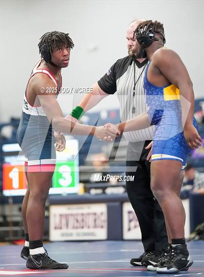 Thumbnail 3 in Lewisburg vs Olive Branch photogallery.