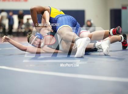 Thumbnail 3 in Lewisburg vs Olive Branch photogallery.