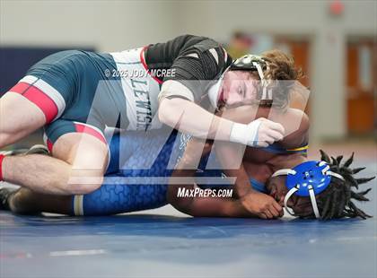Thumbnail 3 in Lewisburg vs Olive Branch photogallery.