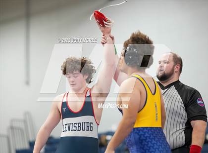 Thumbnail 2 in Lewisburg vs Olive Branch photogallery.