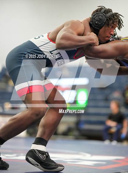 Thumbnail 2 in Lewisburg vs Olive Branch photogallery.