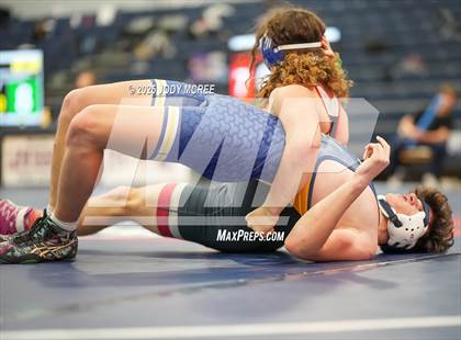 Thumbnail 2 in Lewisburg vs Olive Branch photogallery.