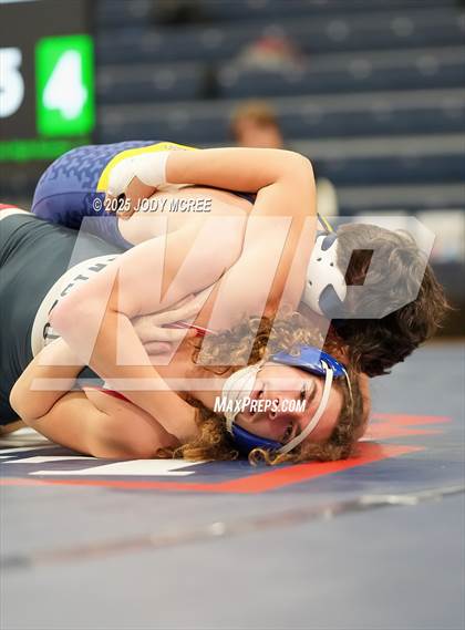 Thumbnail 3 in Lewisburg vs Olive Branch photogallery.