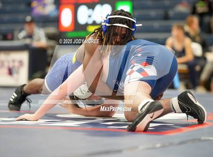 Thumbnail 2 in Lewisburg vs Olive Branch photogallery.