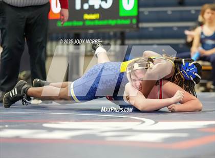 Thumbnail 3 in Lewisburg vs Olive Branch photogallery.