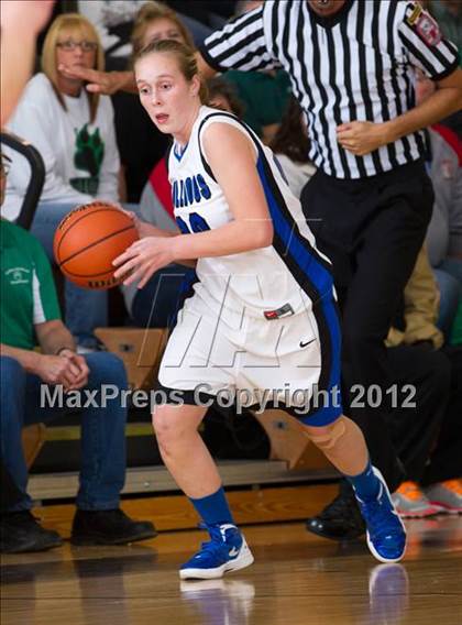 Thumbnail 2 in Centerville vs. Triton Central photogallery.