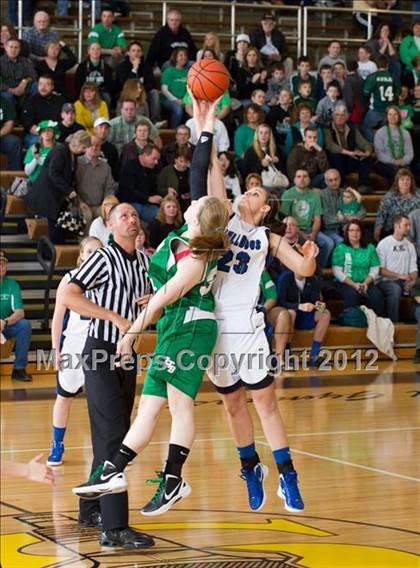 Thumbnail 2 in Centerville vs. Triton Central photogallery.